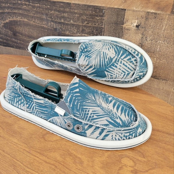 SANUK 1107333 DONNA PALM BIRCH WOMEN SHOES TURQUOISE GREEN US 9/UK 7/EU 40/JP 26 - Picture 1 of 9